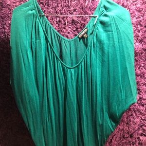Express: Green Blouse